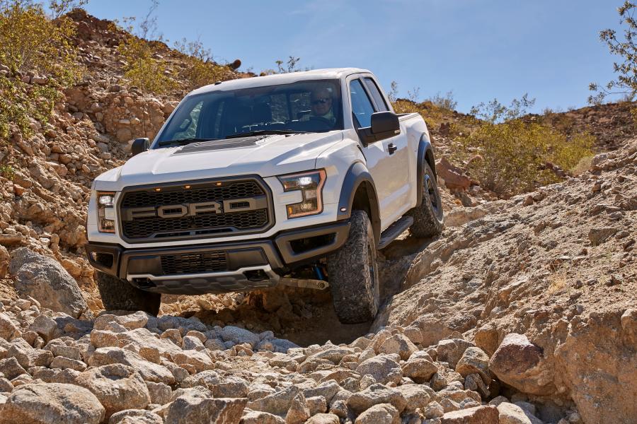  Ford F-150 Raptor 2016 года  (фото 3 из 39)